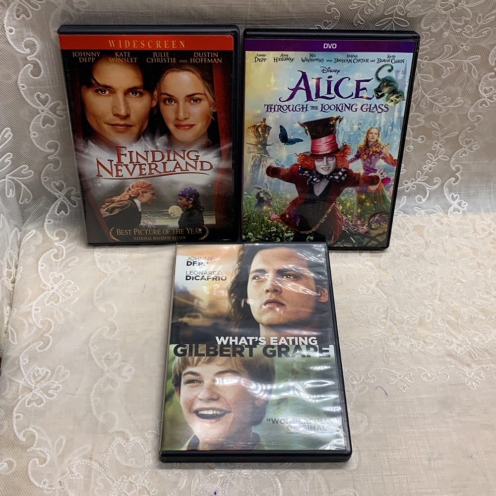 3 Dvd's Johnny Depp movies Alice in Wonderland Gilbert Grape Finding Neverland